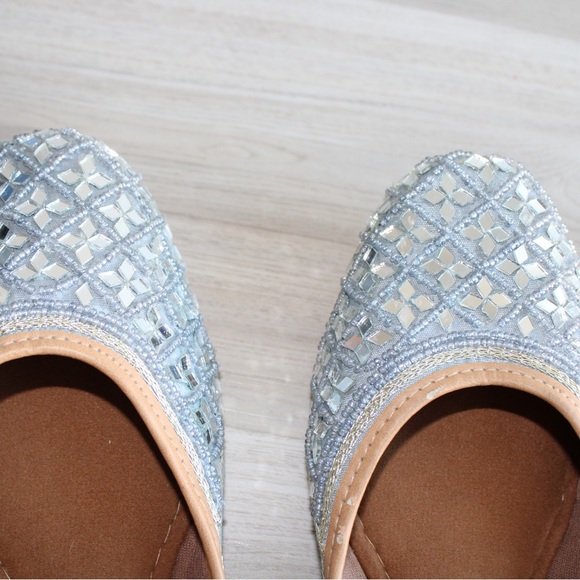US Size 9 Silver Mirrored Jutti. Completely NEW - Picture 2 of 4